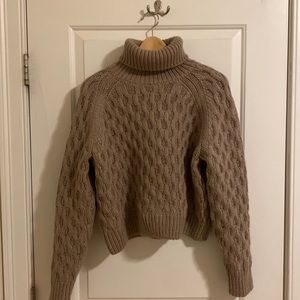 Cropped chunky H&M sweater